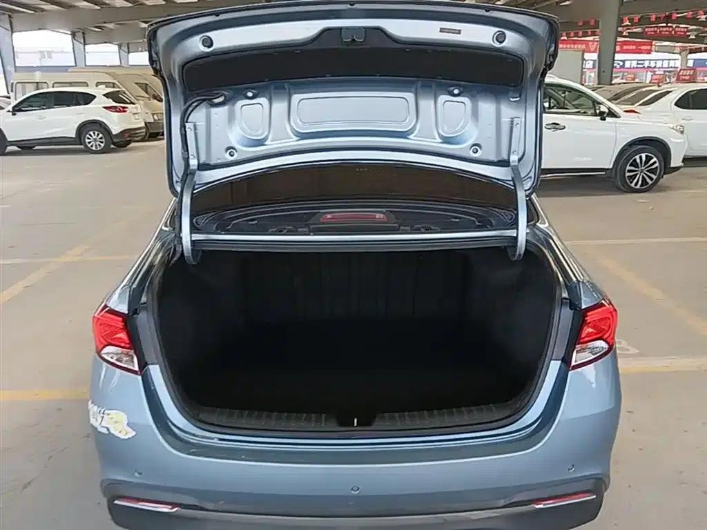 2018 Kia Forte 1.6L Automatic Smart Luxury Edition Value-Comfort — миниатюра 19