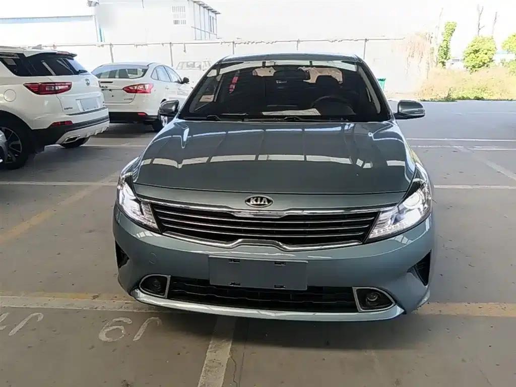 2018 Kia Forte 1.6L Automatic Smart Luxury Edition Value-Comfort — миниатюра 3