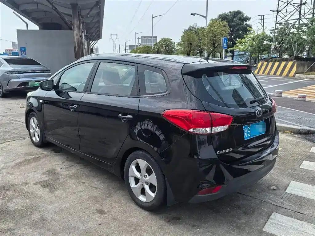 Carens 2013 2.0L 7-seater Automatic Standard Edition (National IV Emission Standard) — миниатюра 3