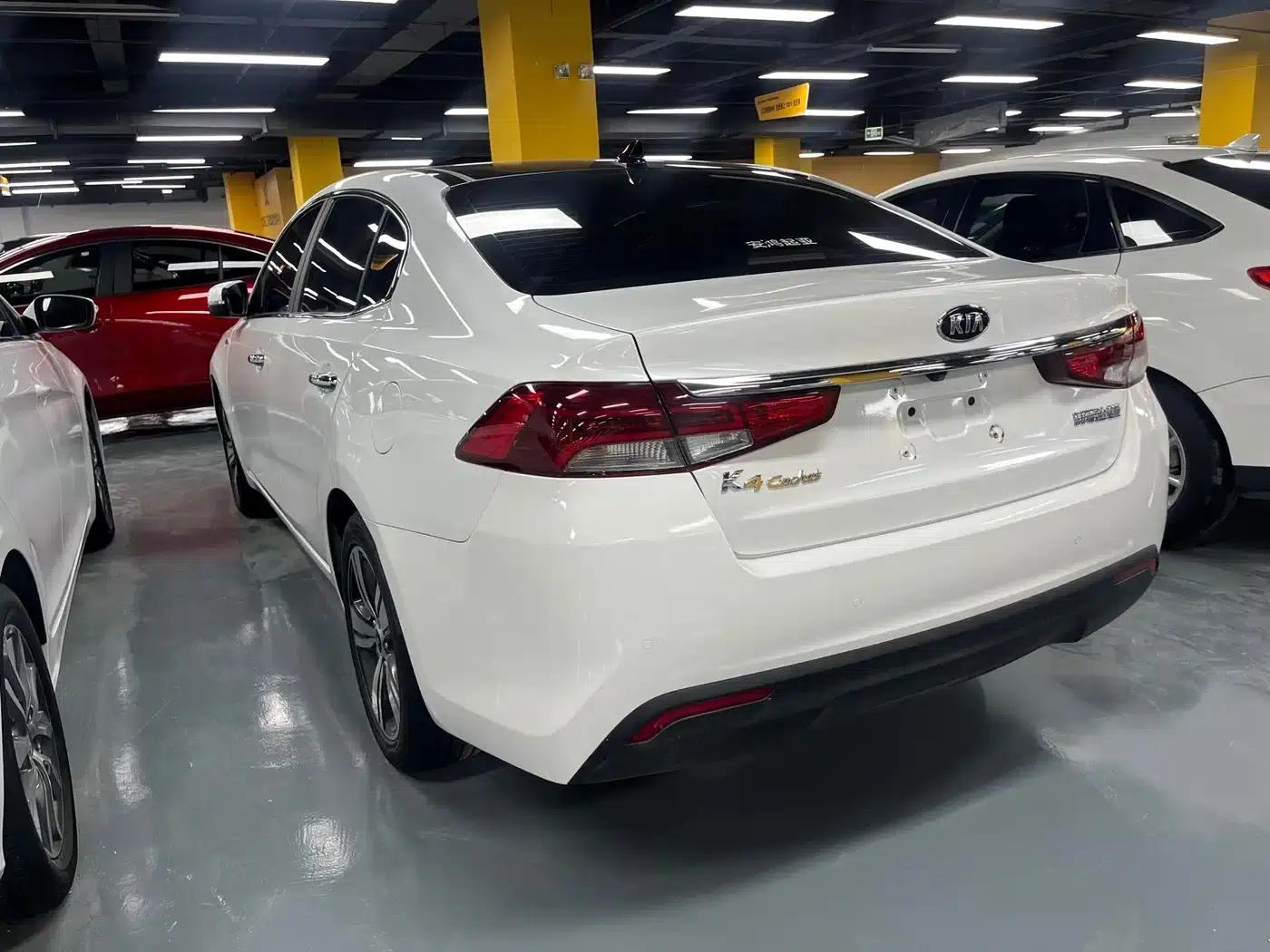 K5 2019 1.8L Automatic GLS — миниатюра 9