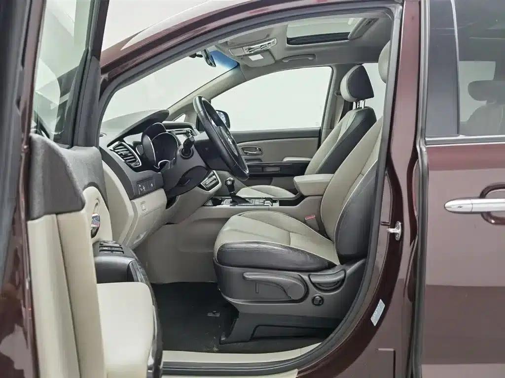 Carnival (Imported) 2015 3.3GDI Luxury Edition (National V Emission Standard) — миниатюра 10