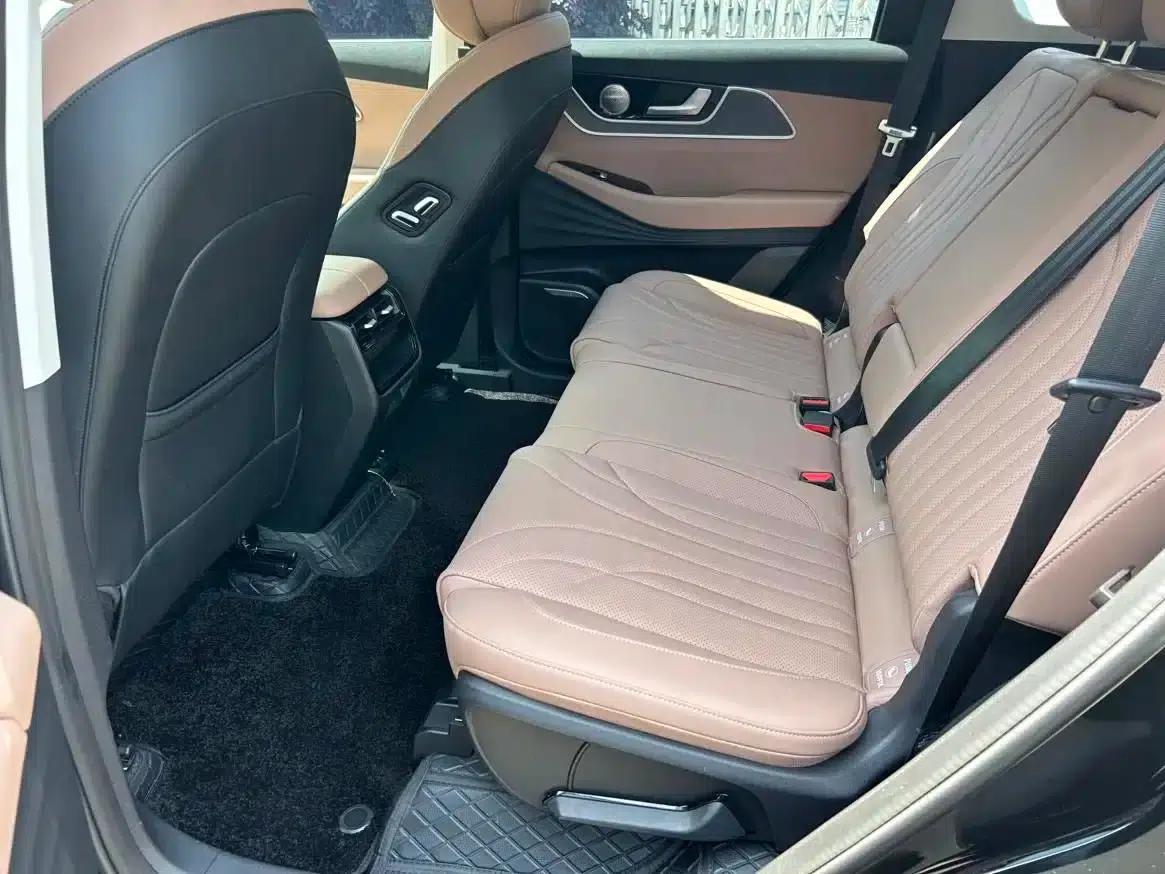 Chery Tiggo 8L 2024 2.0T 2WD Luxury 7-Seater — миниатюра 12