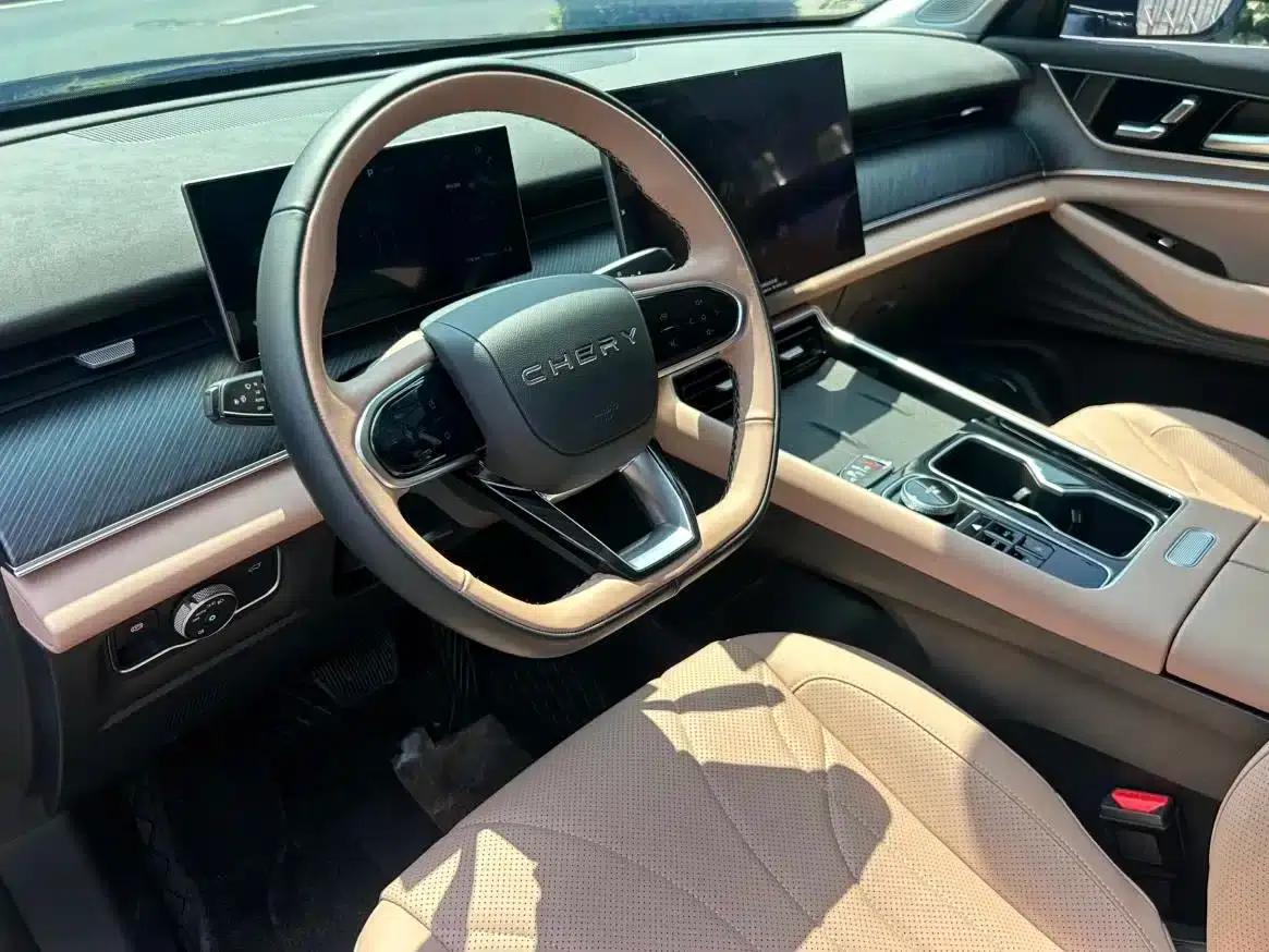 Chery Tiggo 8L 2024 2.0T 2WD Luxury 7-Seater — миниатюра 14