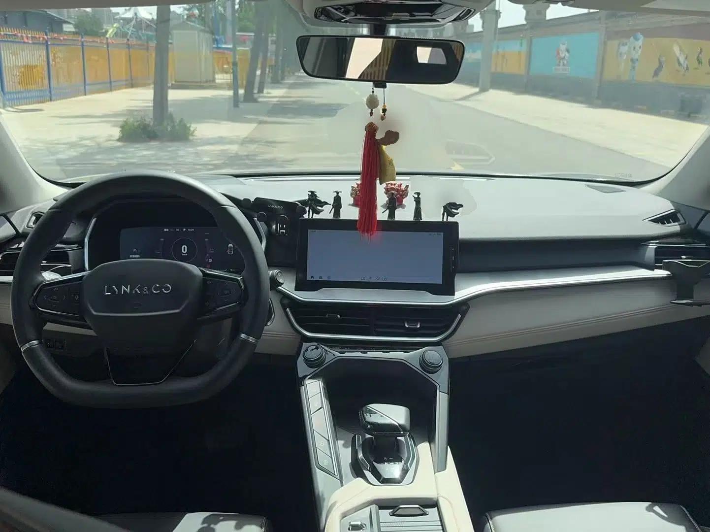 Lynk & Co 06 EM-P 2020 PHEV Plus — миниатюра 13