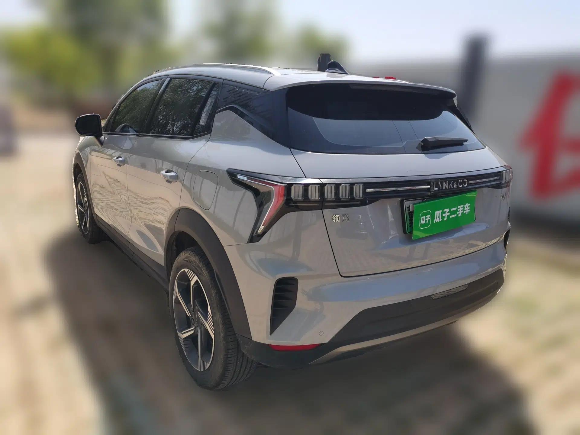 Lynk & Co 06 EM-P 2023 1.5T Remix PHEV Pro — миниатюра 4