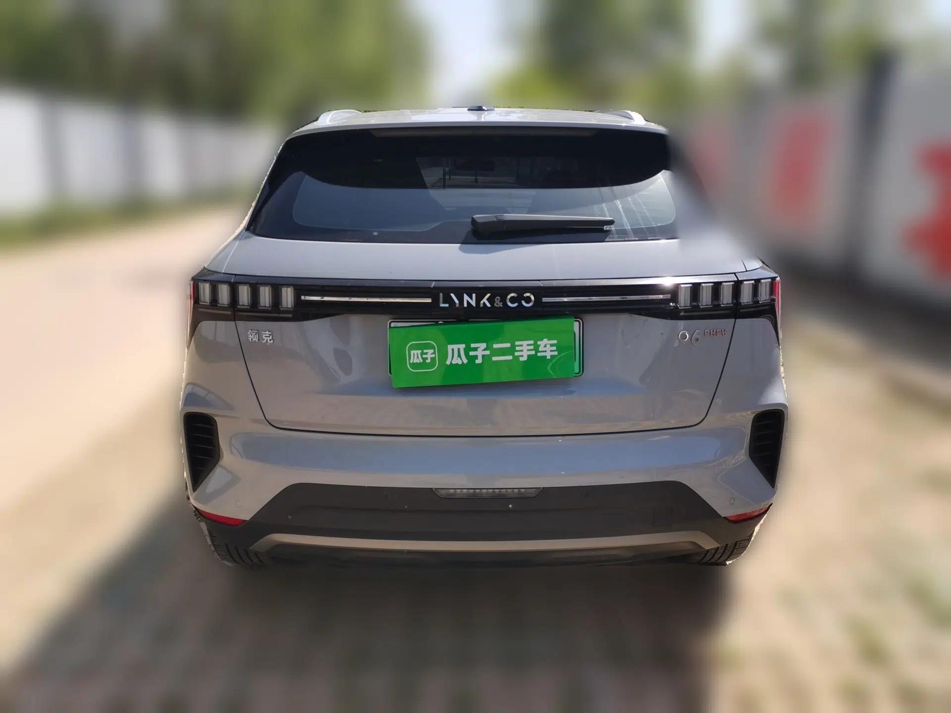 Lynk & Co 06 EM-P 2023 1.5T Remix PHEV Pro — миниатюра 5