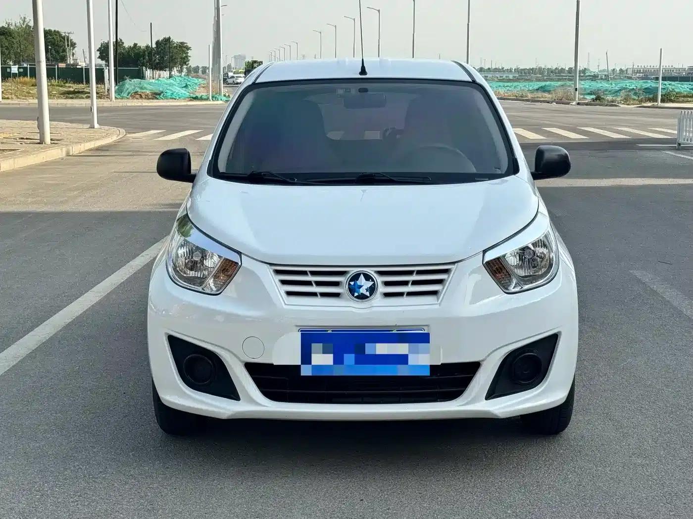 Venucia R30 2016 1.2L Manual Comfort Edition — миниатюра 2