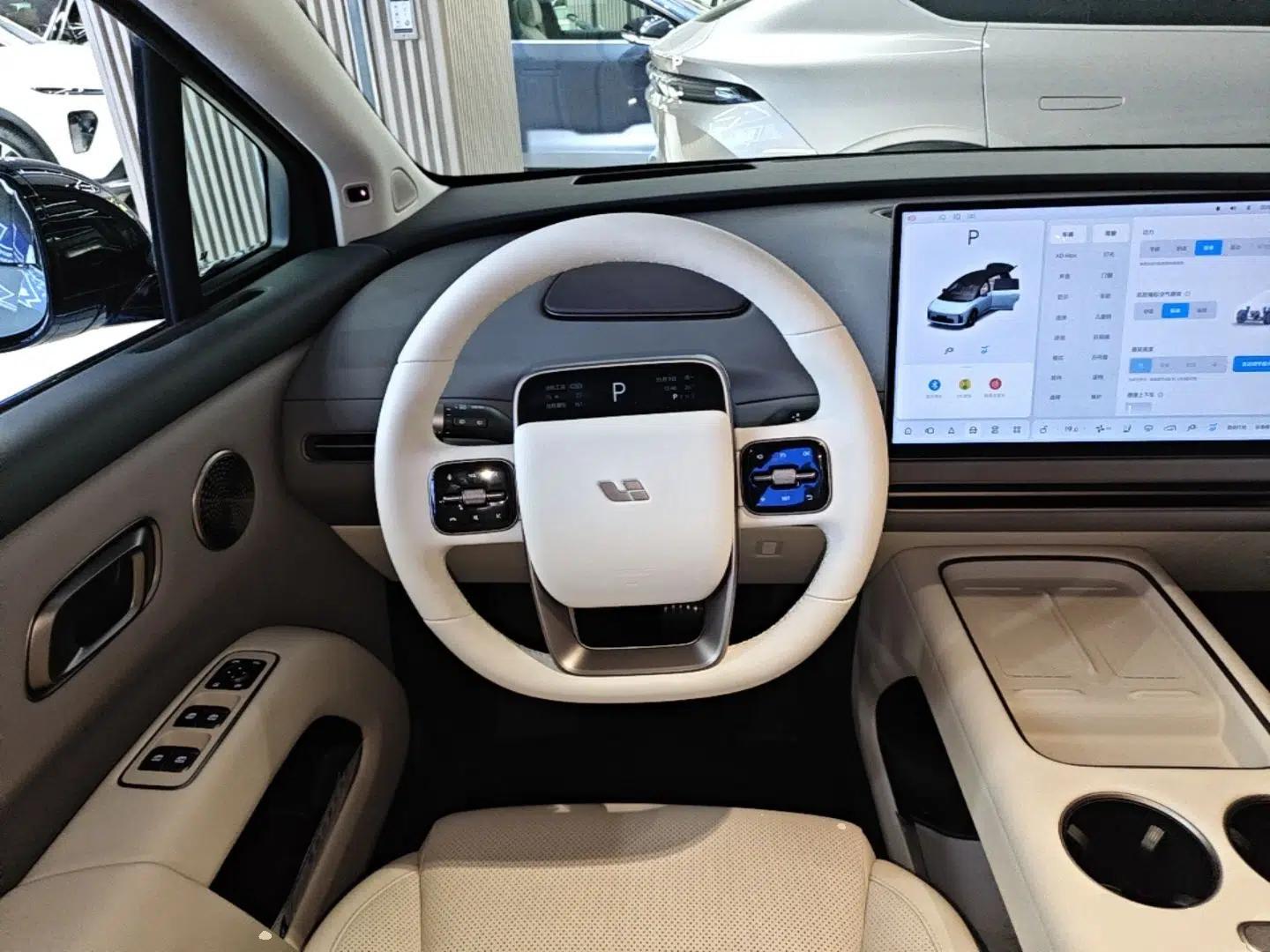Li Auto i8 2025 Model Standard Version — миниатюра 14