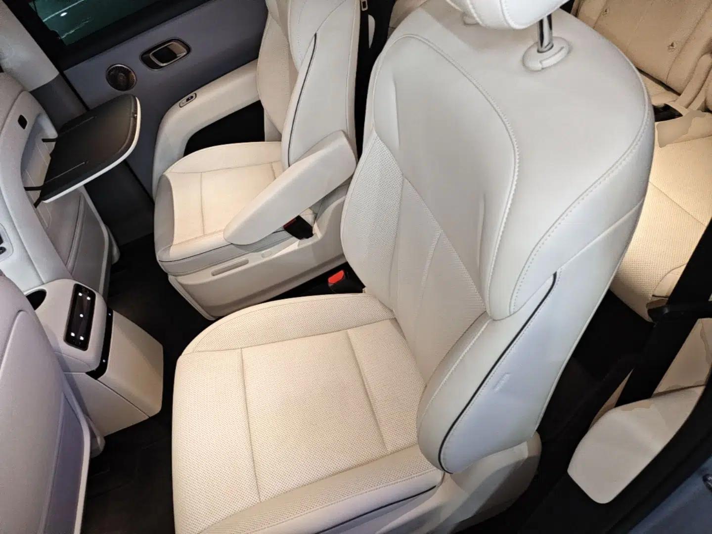 Li Auto i8 2025 Model Standard Version — миниатюра 20