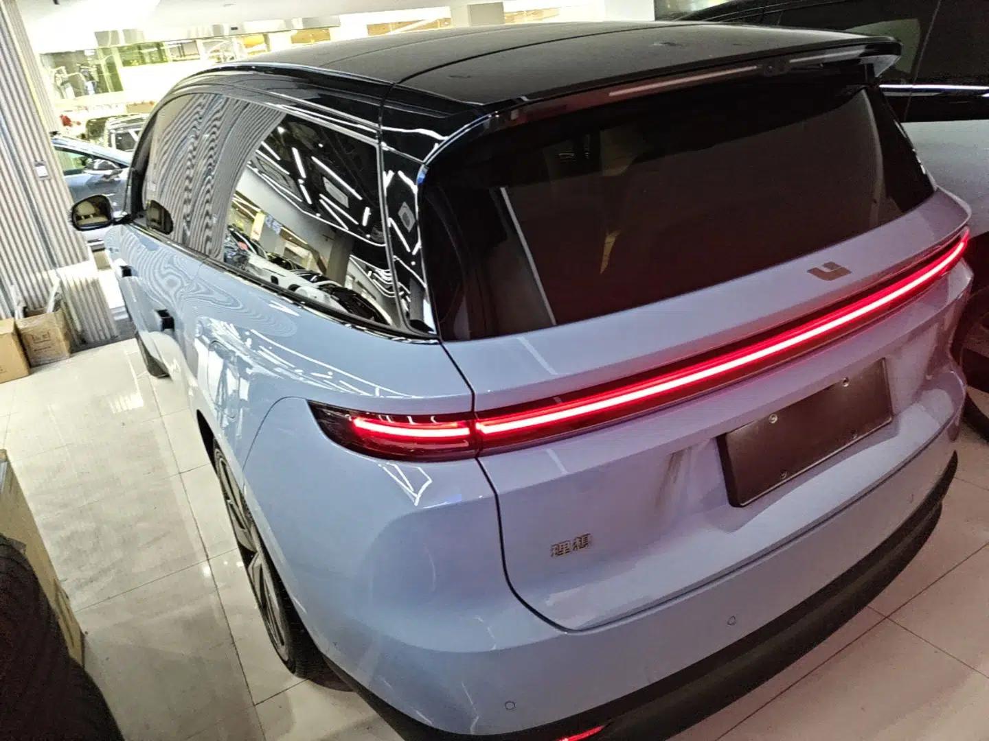 Li Auto i8 2025 Model Standard Version — миниатюра 4