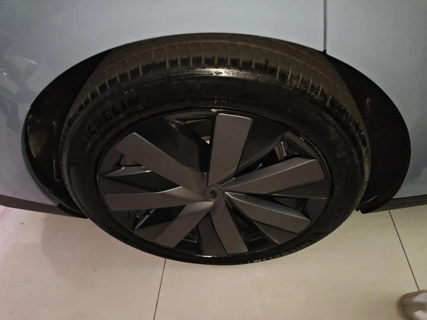 Li Auto i8 2025 Model Standard Version — миниатюра 10