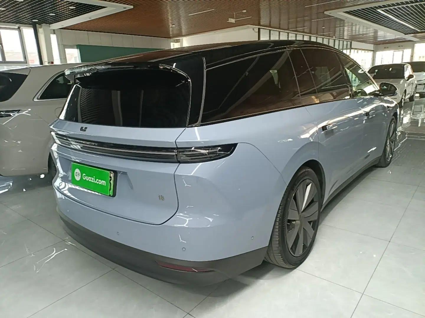 Li Auto i8 2025 Model Standard Version — миниатюра 6