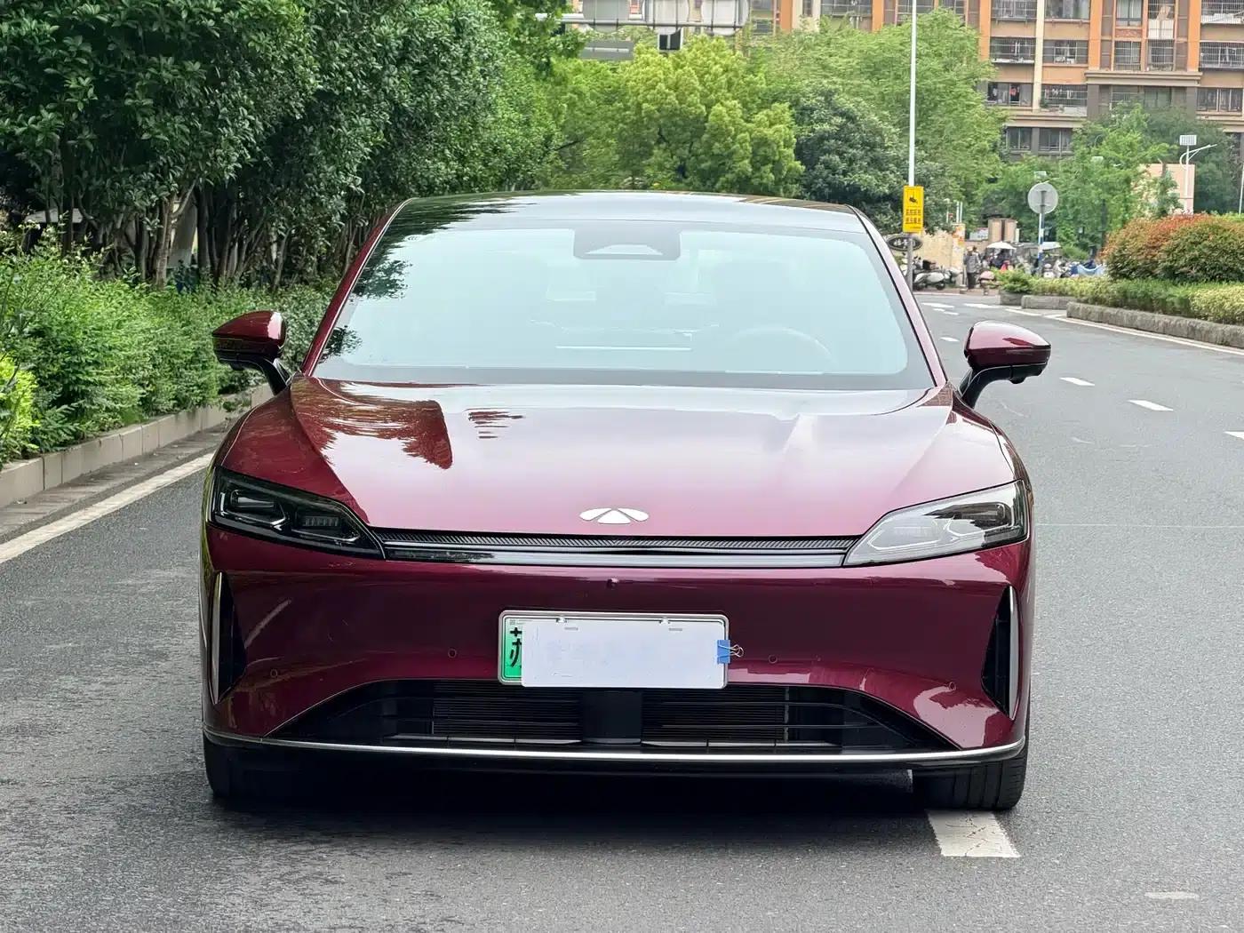 Fengyun A9L 2025 All-Wheel Drive High-Performance Peak Edition — миниатюра 2