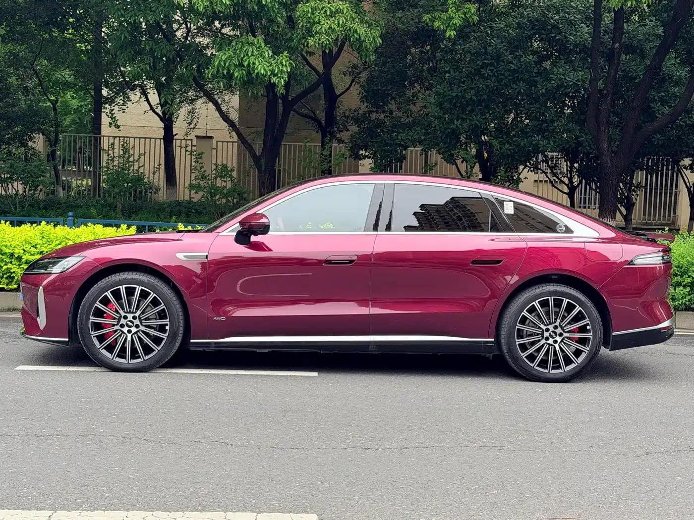 Fengyun A9L 2025 All-Wheel Drive High-Performance Peak Edition — миниатюра 3