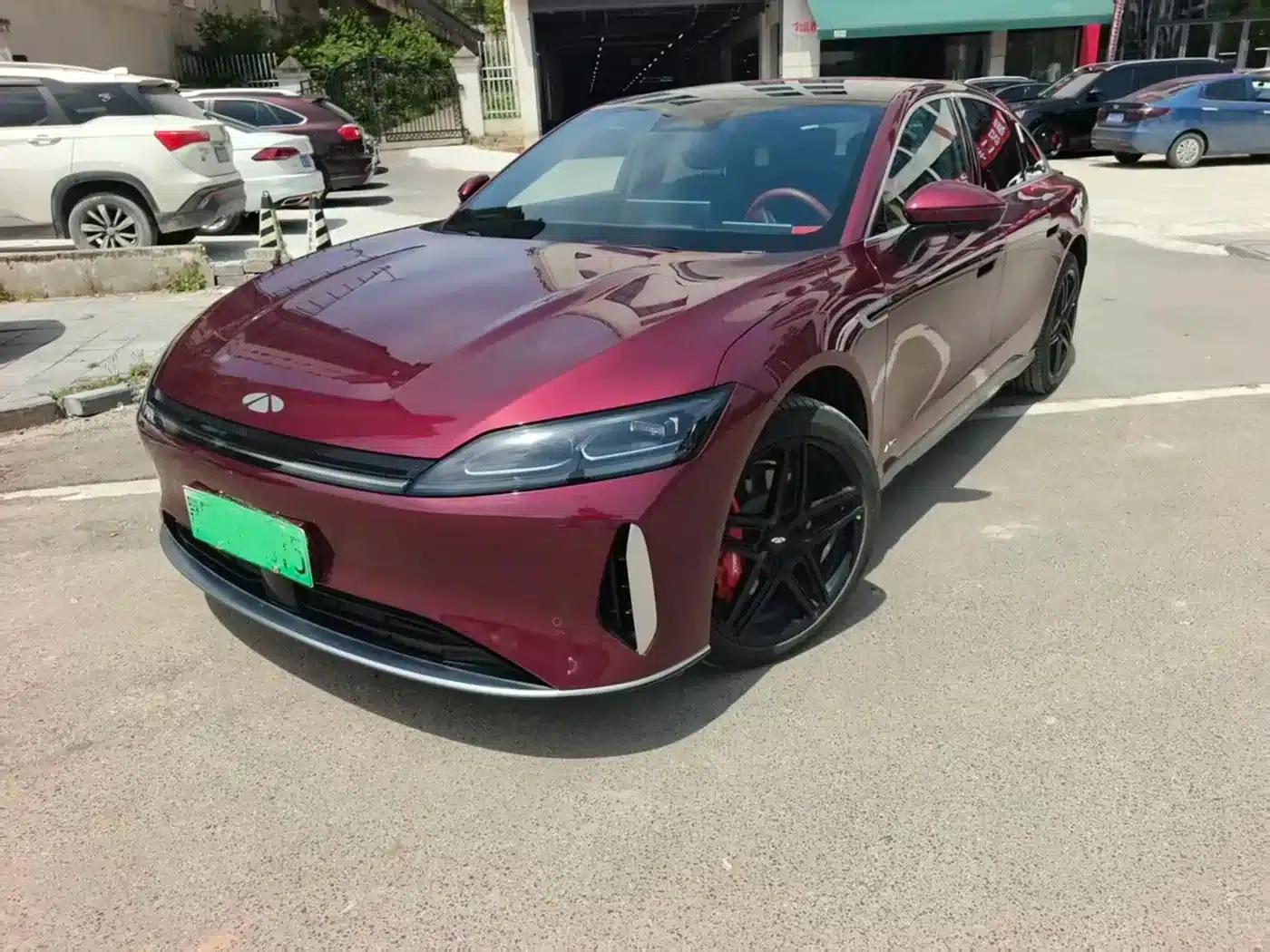Fengyun A9L 2025 All-Wheel Drive High-Performance Peak Edition — миниатюра 1