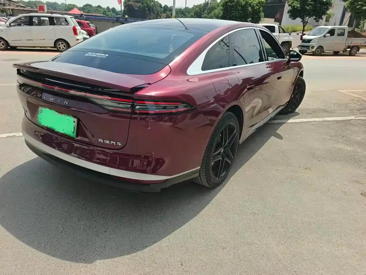 Fengyun A9L 2025 All-Wheel Drive High-Performance Peak Edition — миниатюра 3