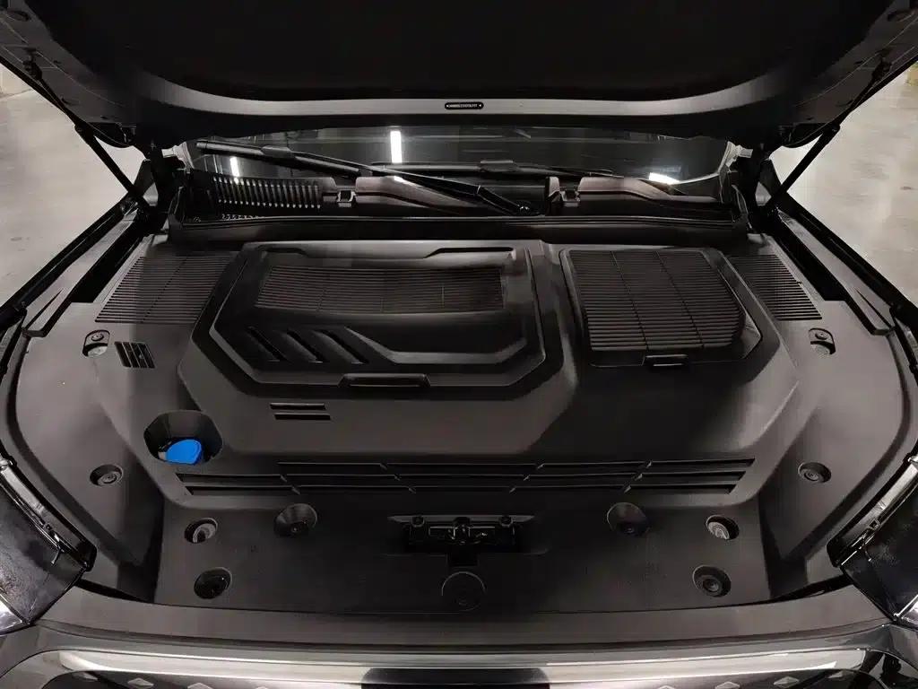 Fengyun T8 2025 1.5T 130km Premium Edition 7-seater — миниатюра 6