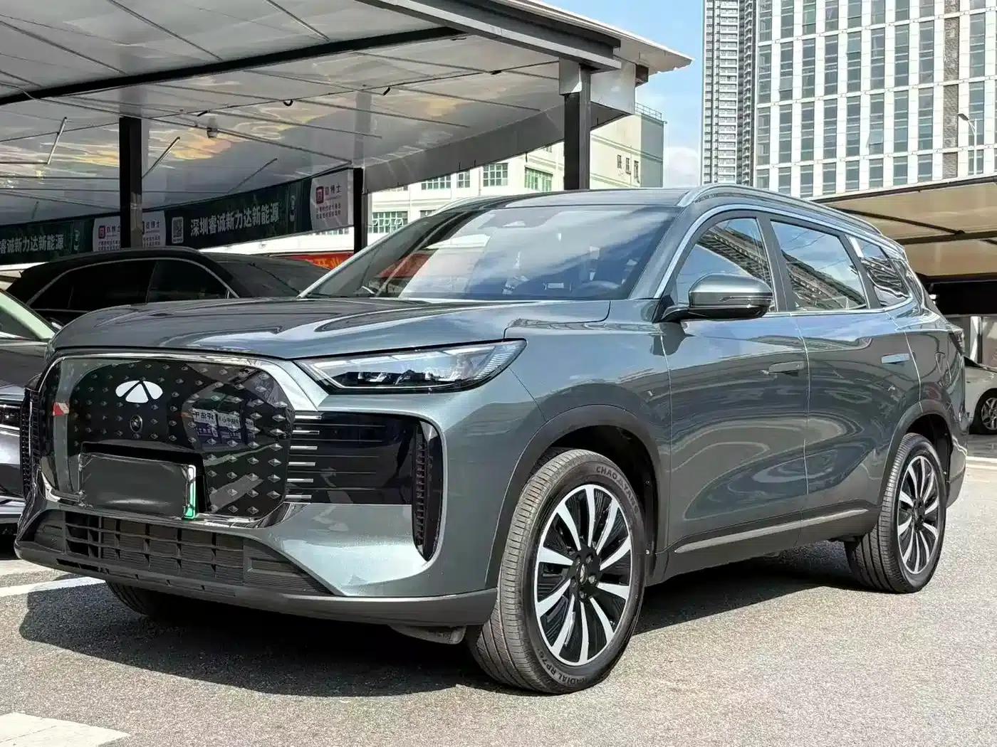 Fengyun T8 2025 1.5T 130km Premium Edition 5-seater — миниатюра 1