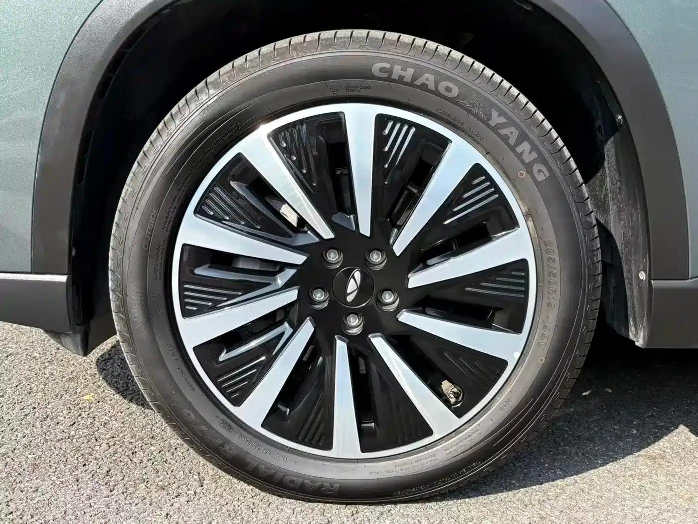 Fengyun T8 2025 1.5T 130km Premium Edition 5-seater — миниатюра 13