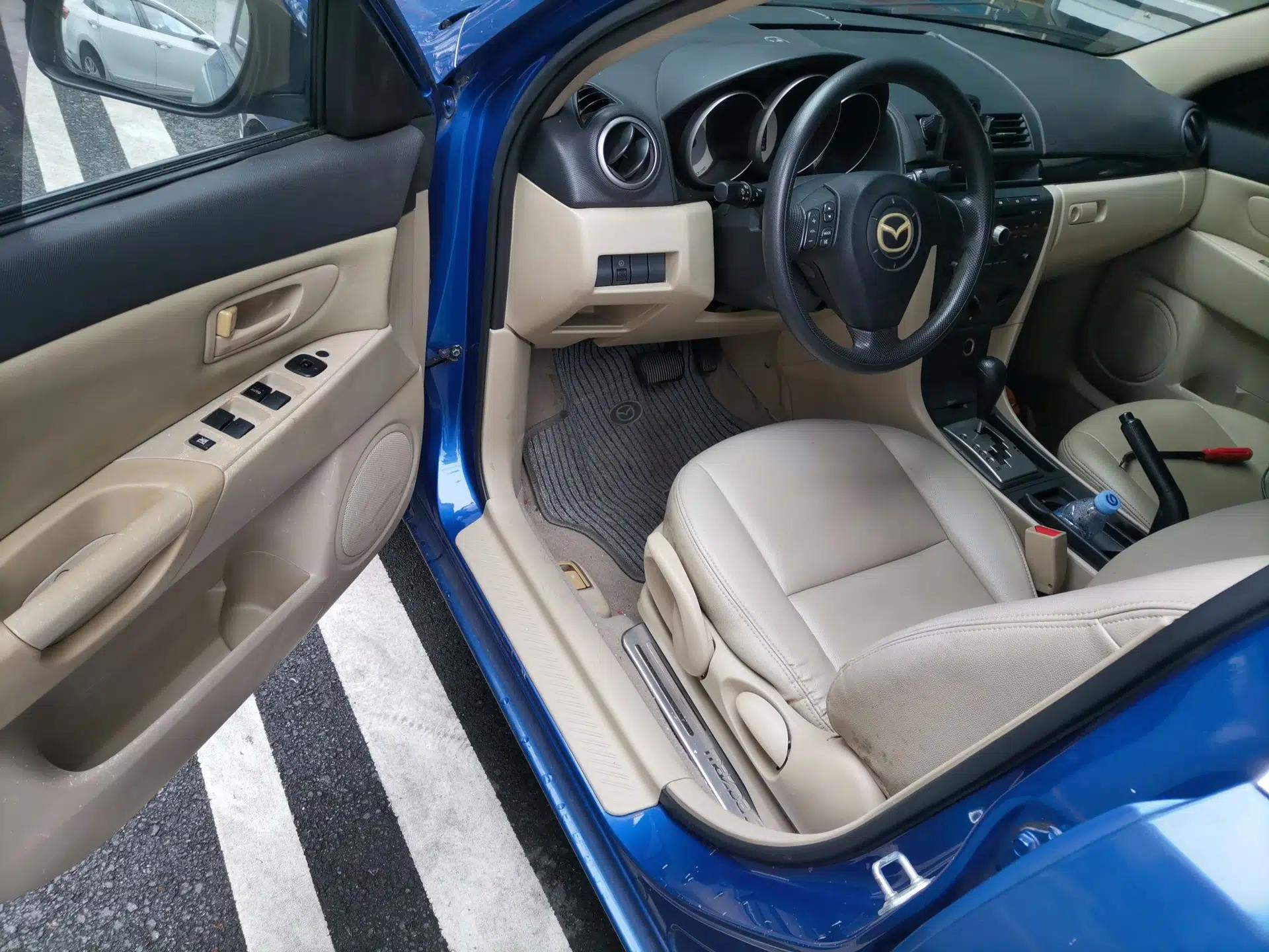 Mazda 3 2010 1.6L Automatic Classic Stylish Version — миниатюра 17