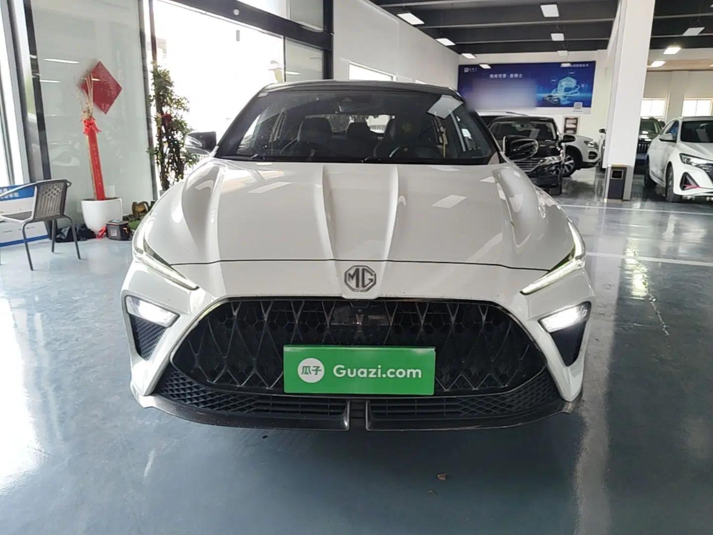 MG 5 Scorpio 2022 1.5T Trophy Sport Luxurious Edition — миниатюра 2