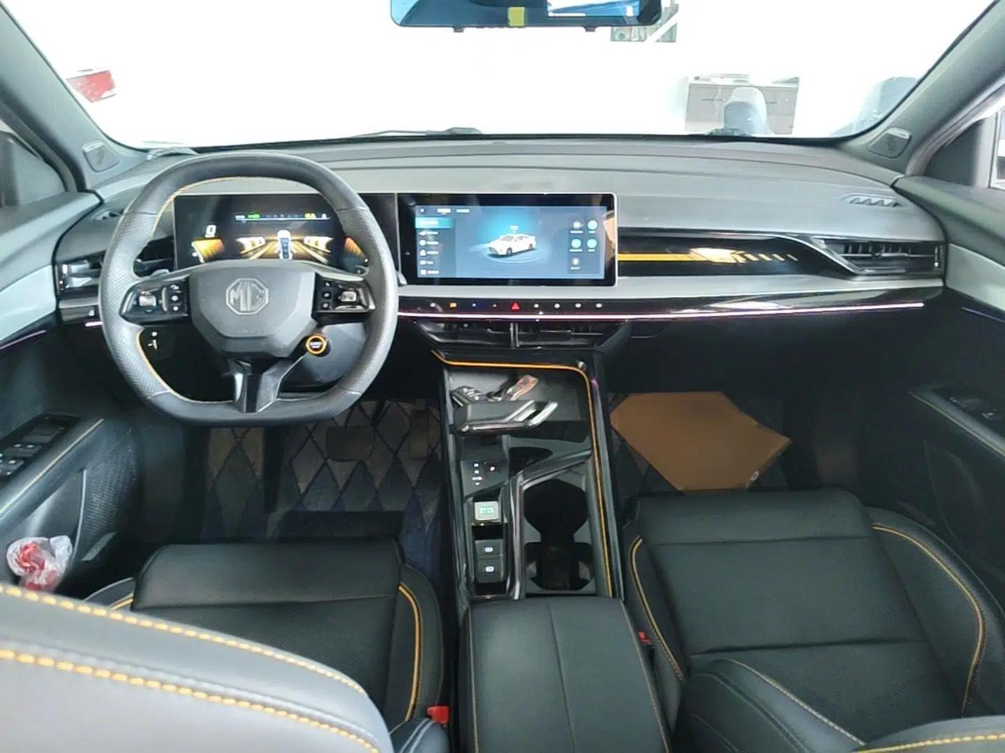 MG 5 Scorpio 2022 1.5T Trophy Sport Luxurious Edition — миниатюра 13