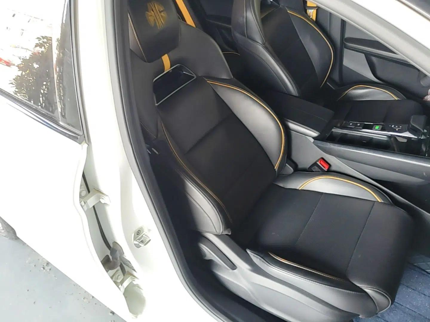 MG 5 Scorpio 2022 1.5T Trophy Sport Luxurious Edition — миниатюра 23