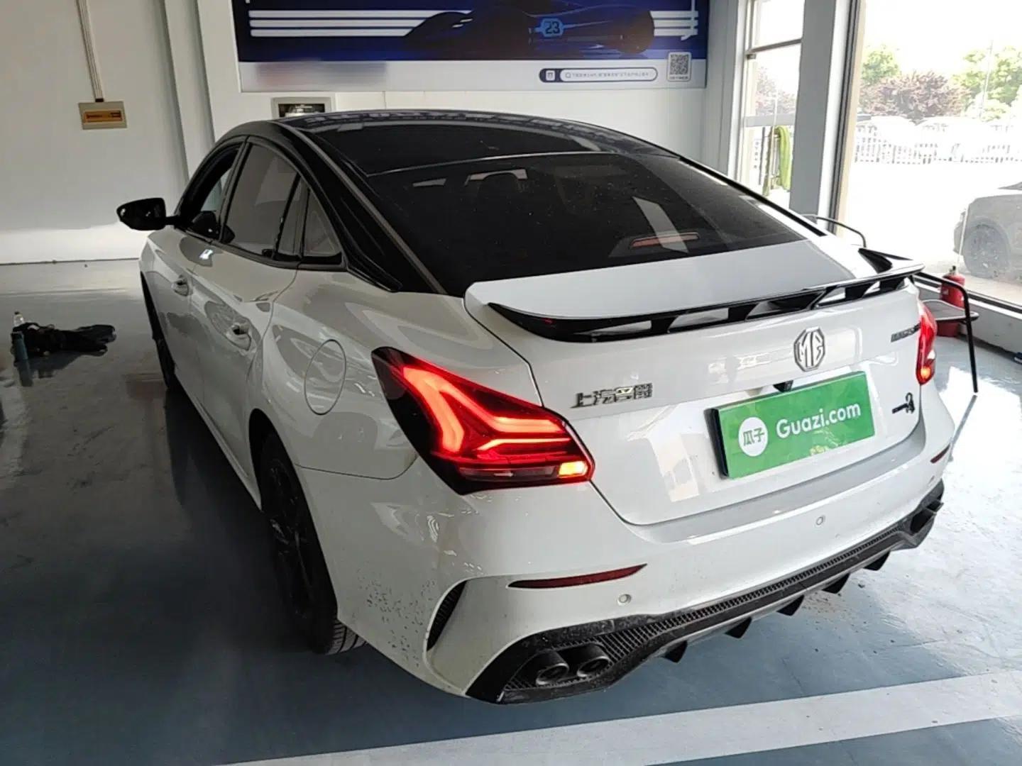 MG 5 Scorpio 2022 1.5T Trophy Sport Luxurious Edition — миниатюра 4