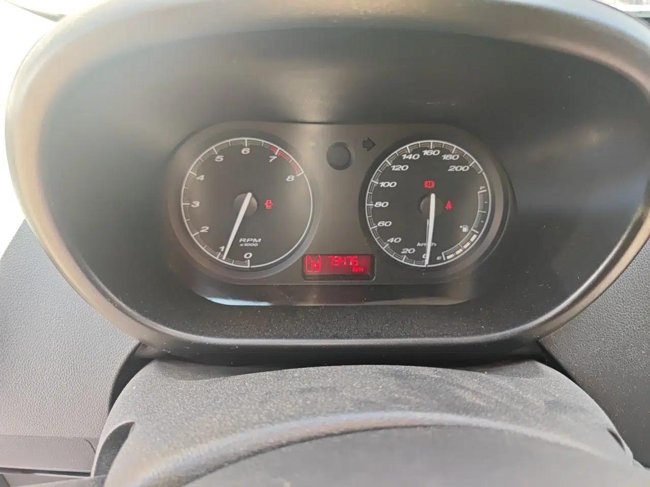MG 3 2011 1.5L AMT Elite Edition — миниатюра 12