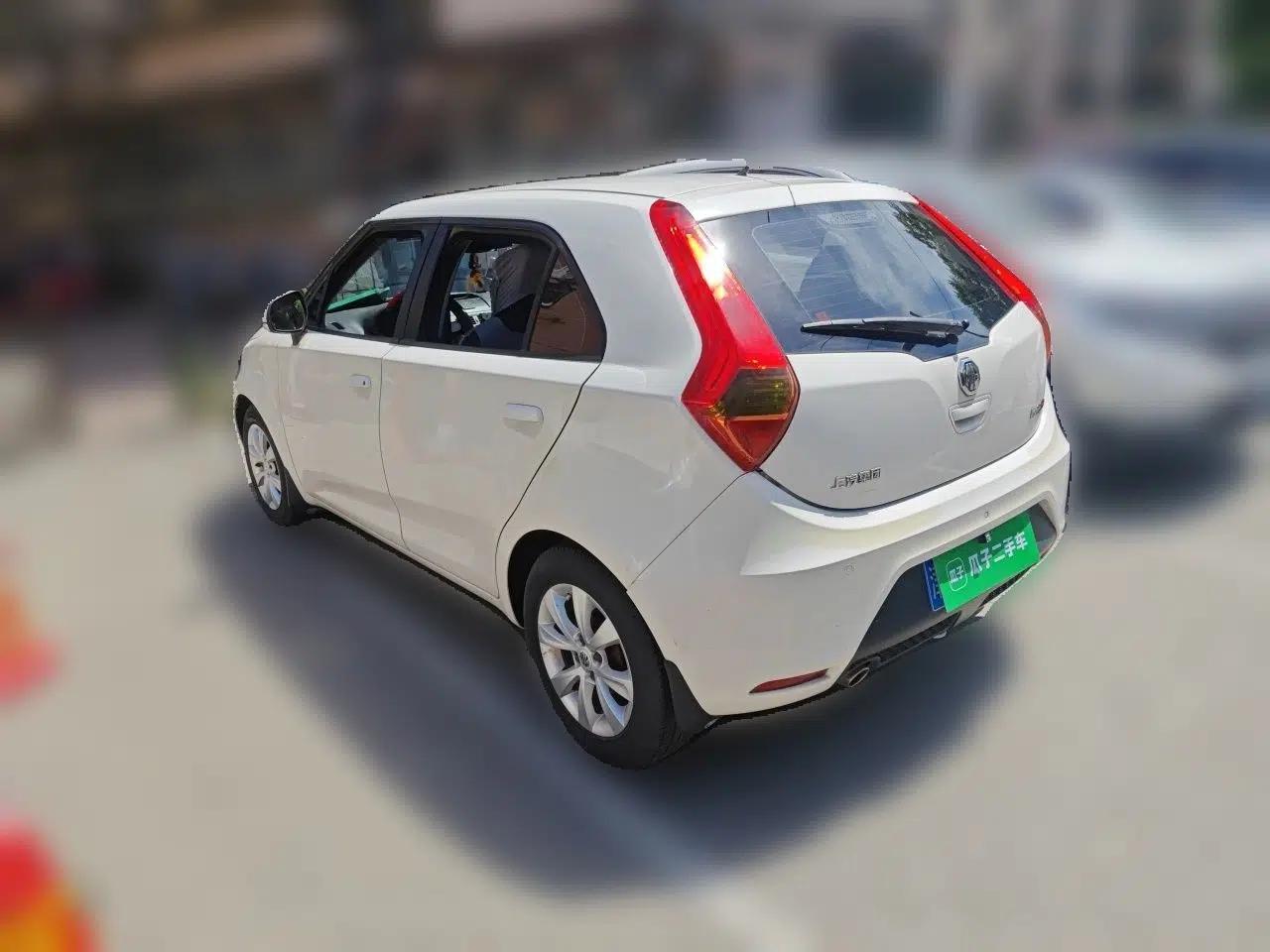 MG 3 2011 1.5L AMT Elite Edition — миниатюра 4