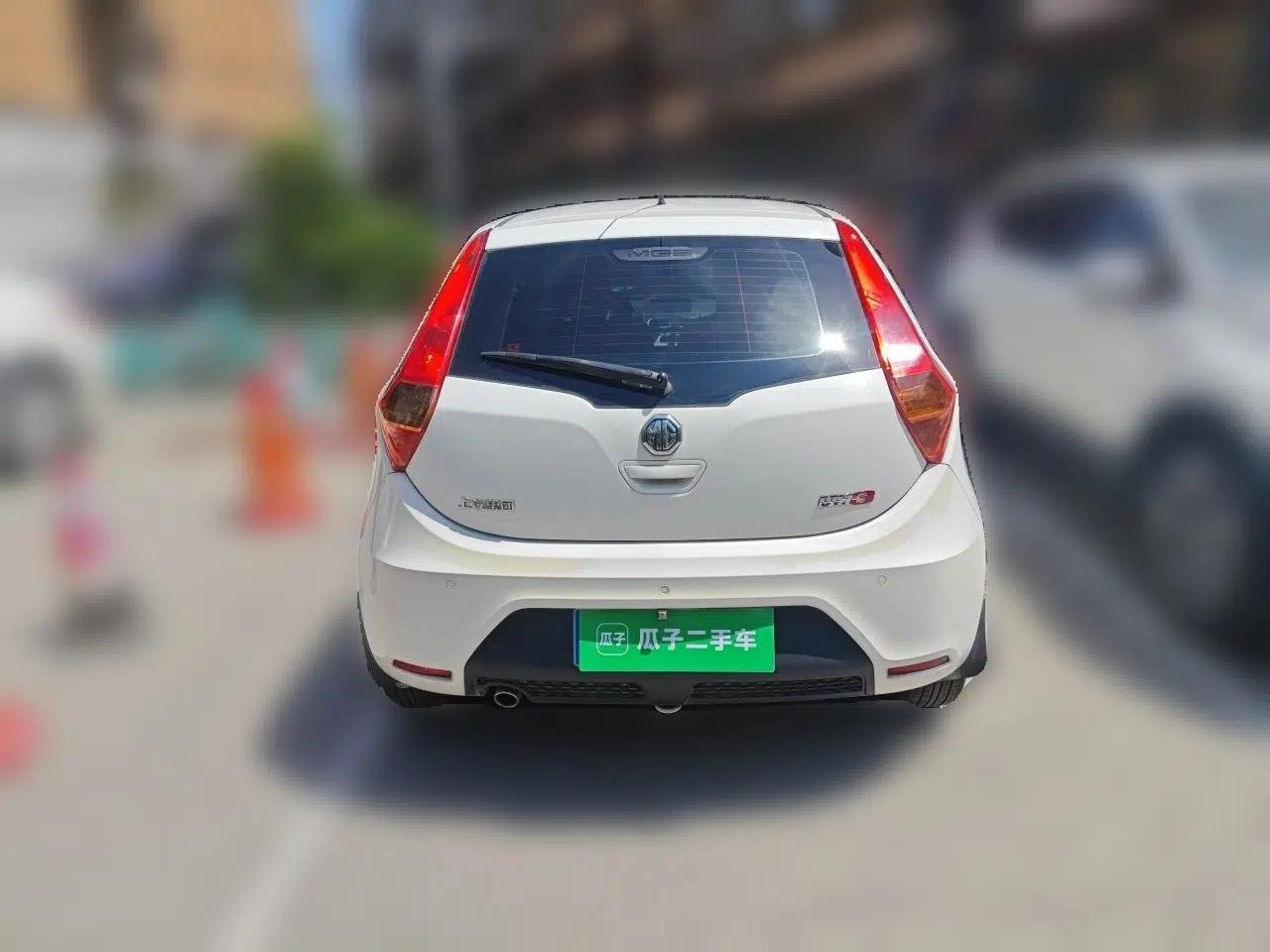 MG 3 2011 1.5L AMT Elite Edition — миниатюра 5