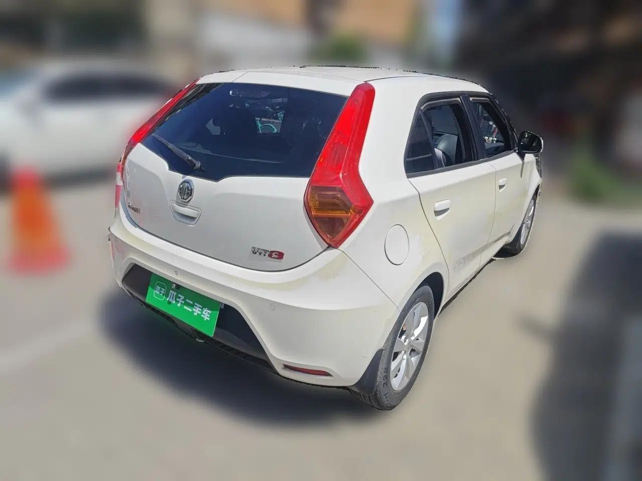 MG 3 2011 1.5L AMT Elite Edition — миниатюра 6