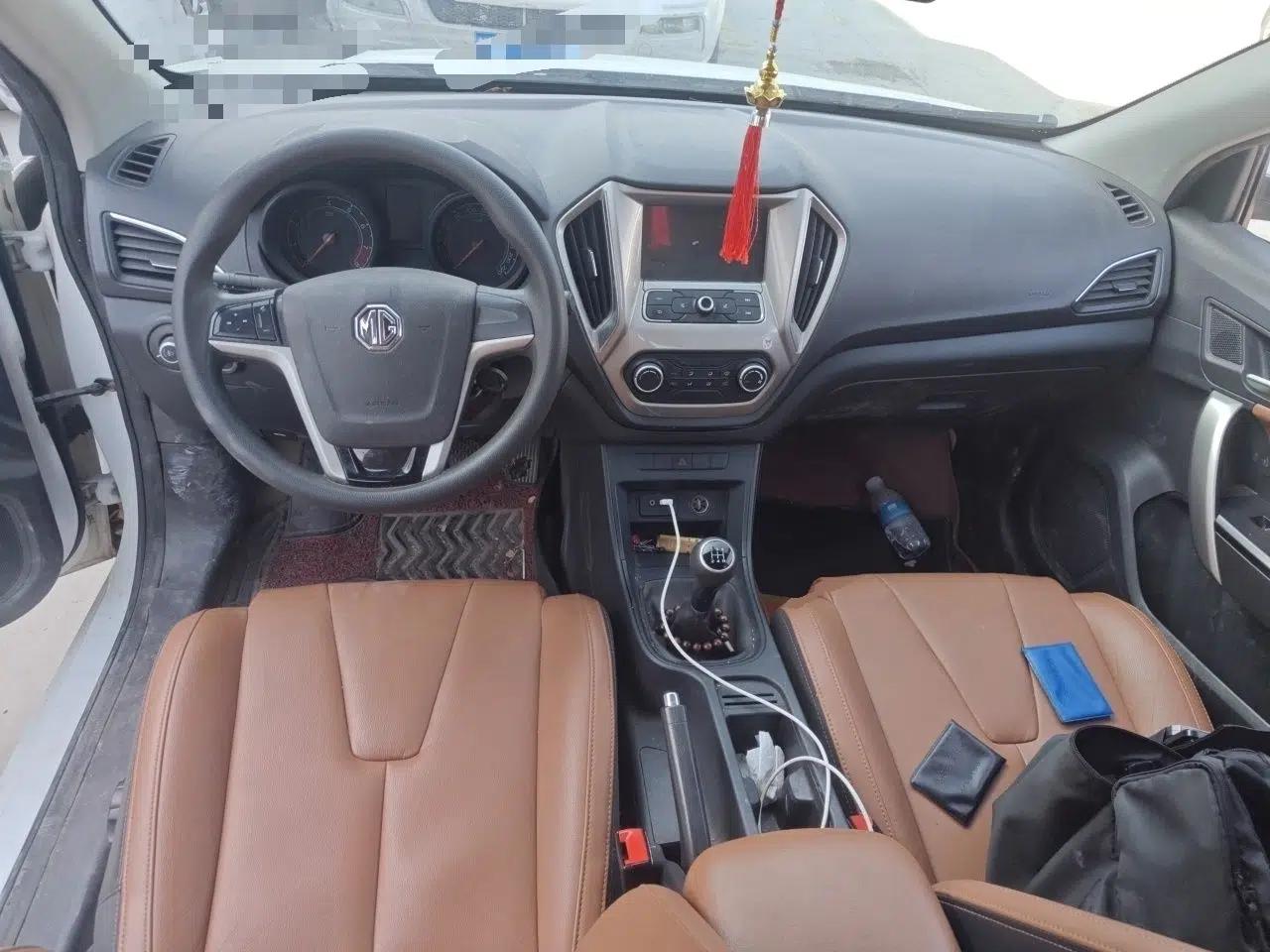 MG GT 2016 1.5L Manual Value-Added Luxury Edition — миниатюра 10