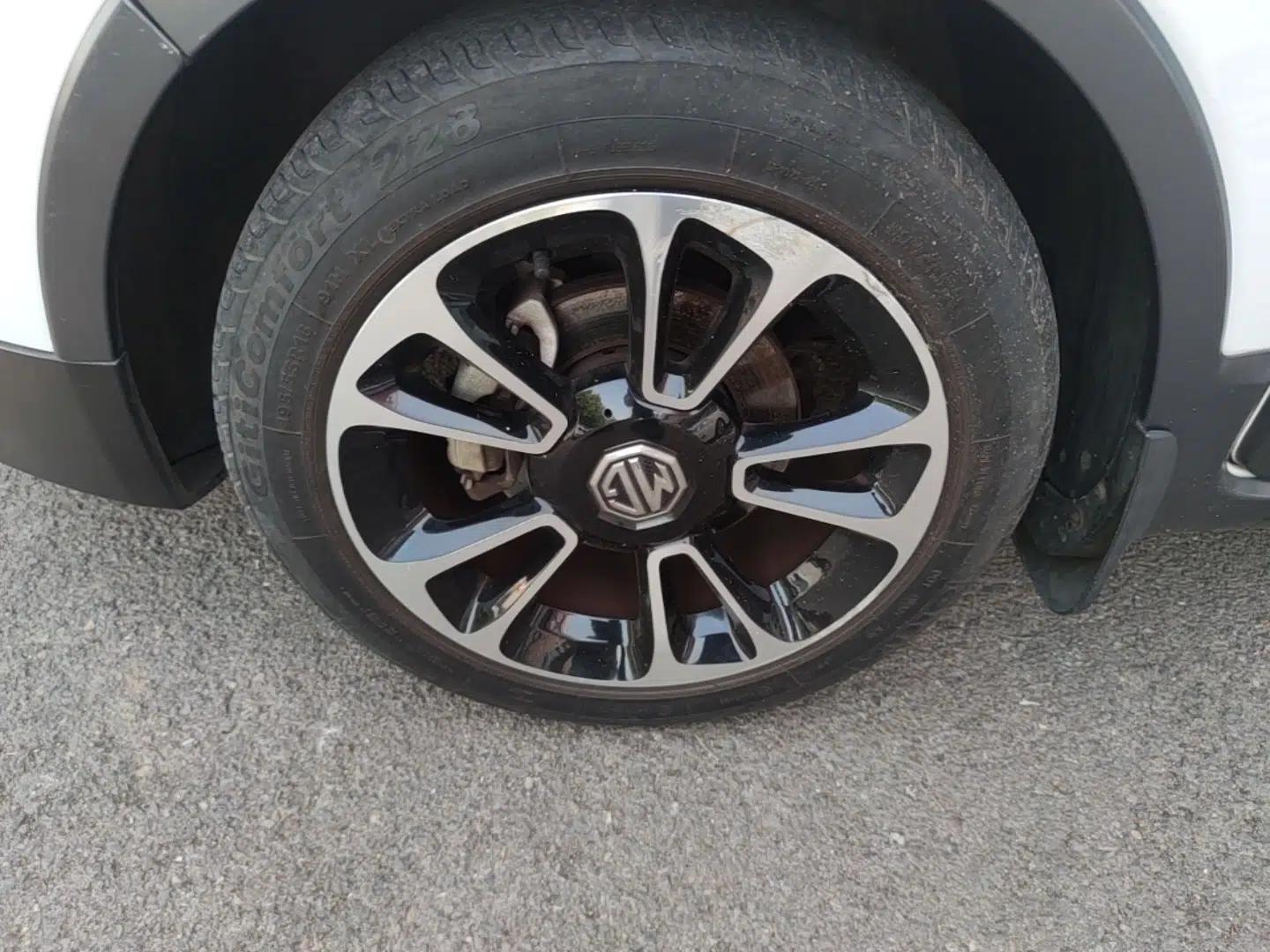 MG 3SW 2015 1.5L AMT Elite Model — миниатюра 8