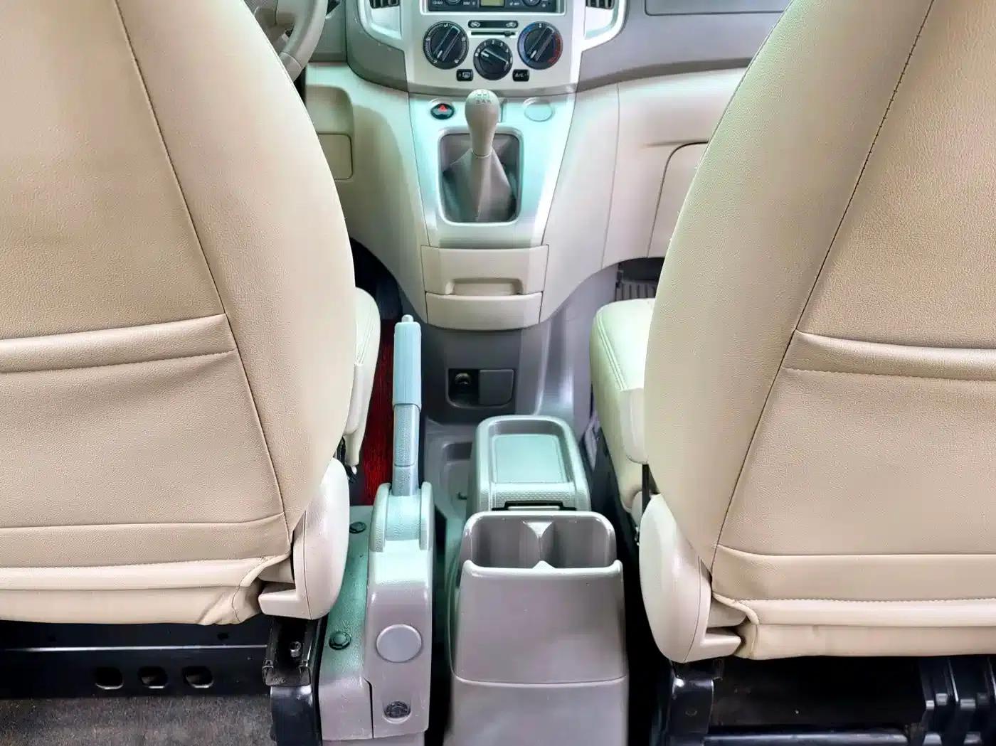 Nissan NV200 2014 1.6L Manual Deluxe Edition (China IV Emission Standard) — миниатюра 15