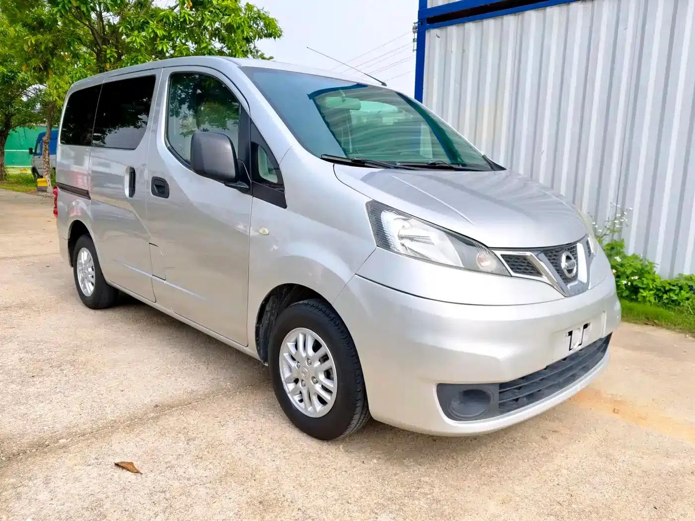 Nissan NV200 2014 1.6L Manual Deluxe Edition (China IV Emission Standard) — миниатюра 3