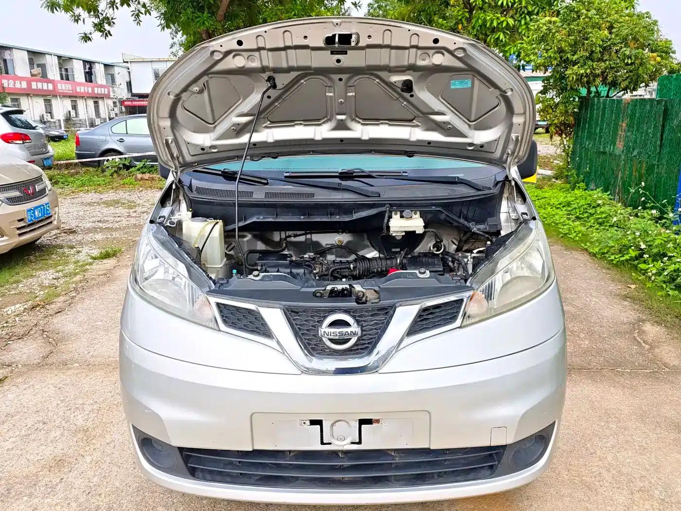 Nissan NV200 2014 1.6L Manual Deluxe Edition (China IV Emission Standard) — миниатюра 23