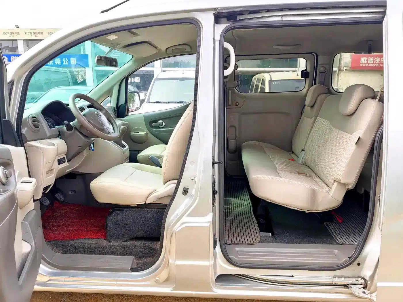 Nissan NV200 2014 1.6L Manual Deluxe Edition (China IV Emission Standard) — миниатюра 9