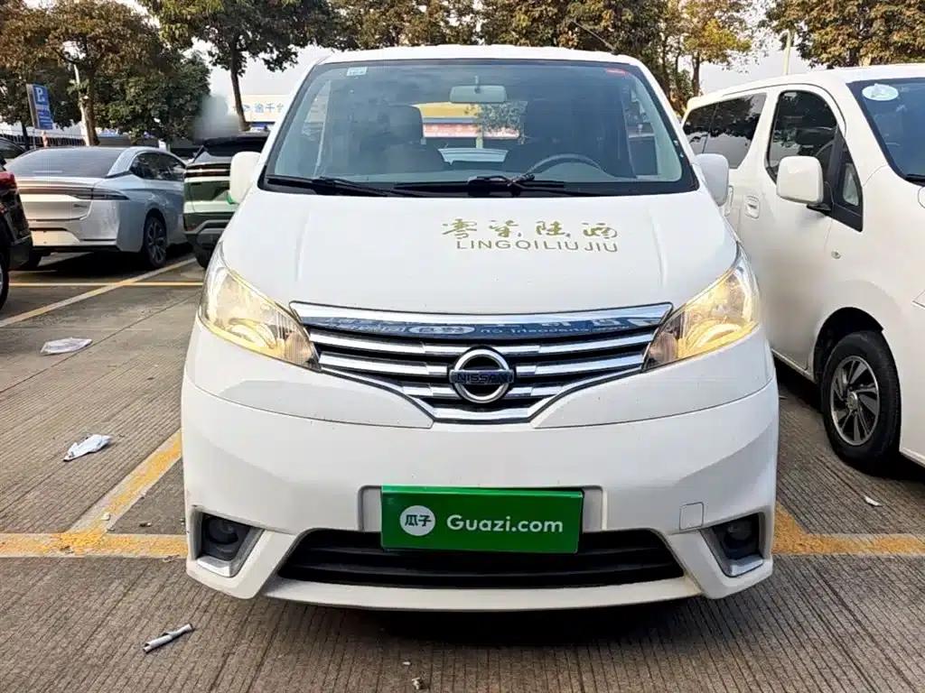 Nissan NV200 2018 1.6L CVT Luxury — миниатюра 3