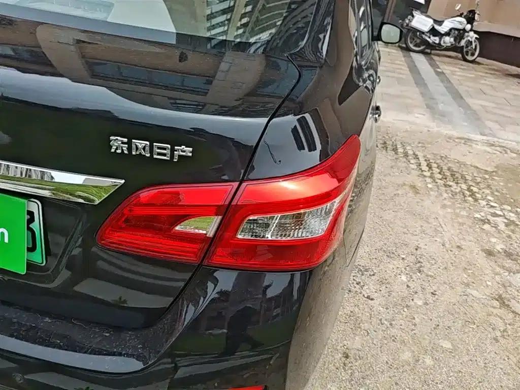 Nissan Sylphy EV 2018 Smart Edition — миниатюра 8