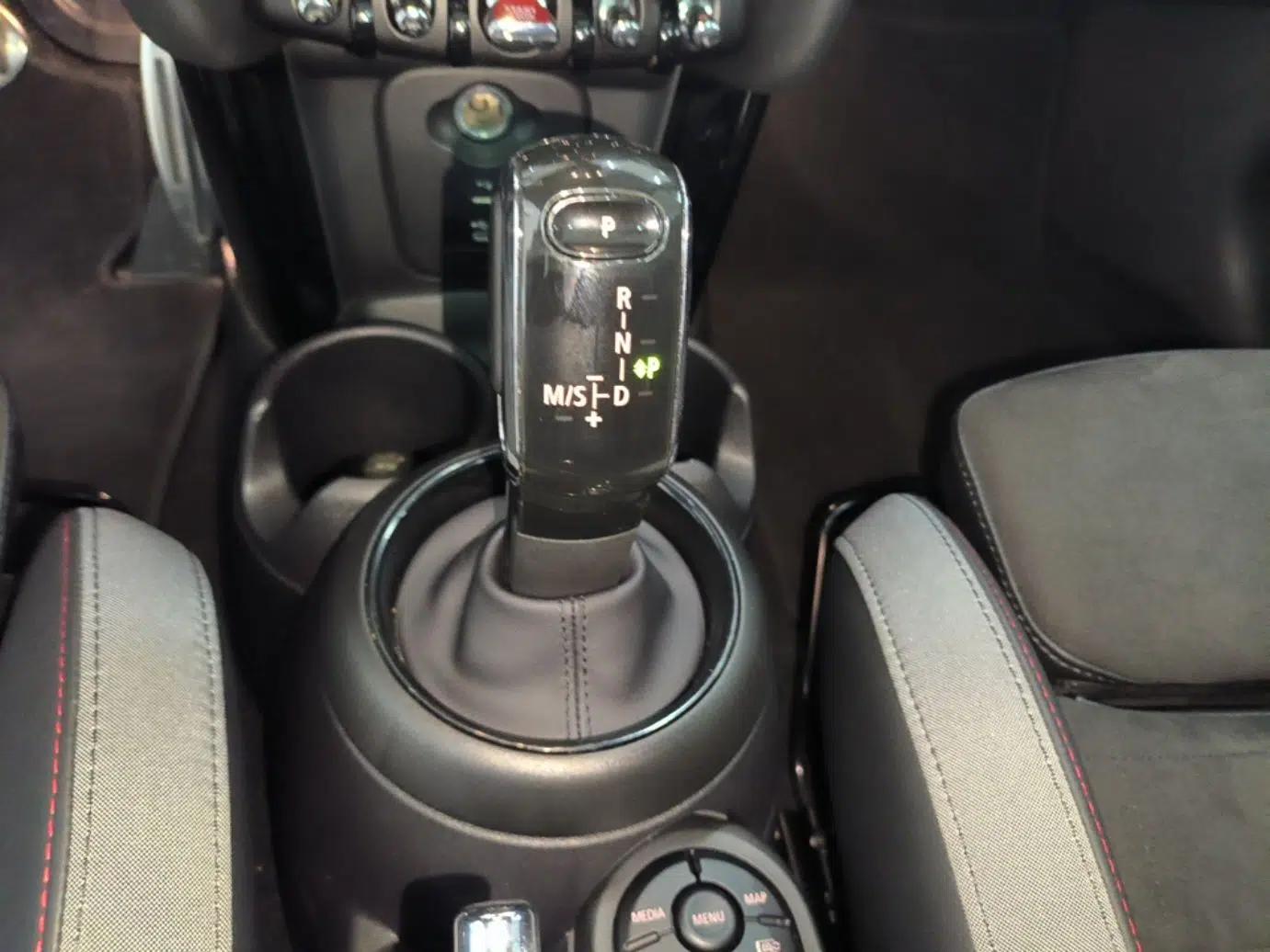 MINI JCW 2022 2.0T JOHN COOPER WORKS ALL-IN — миниатюра 17
