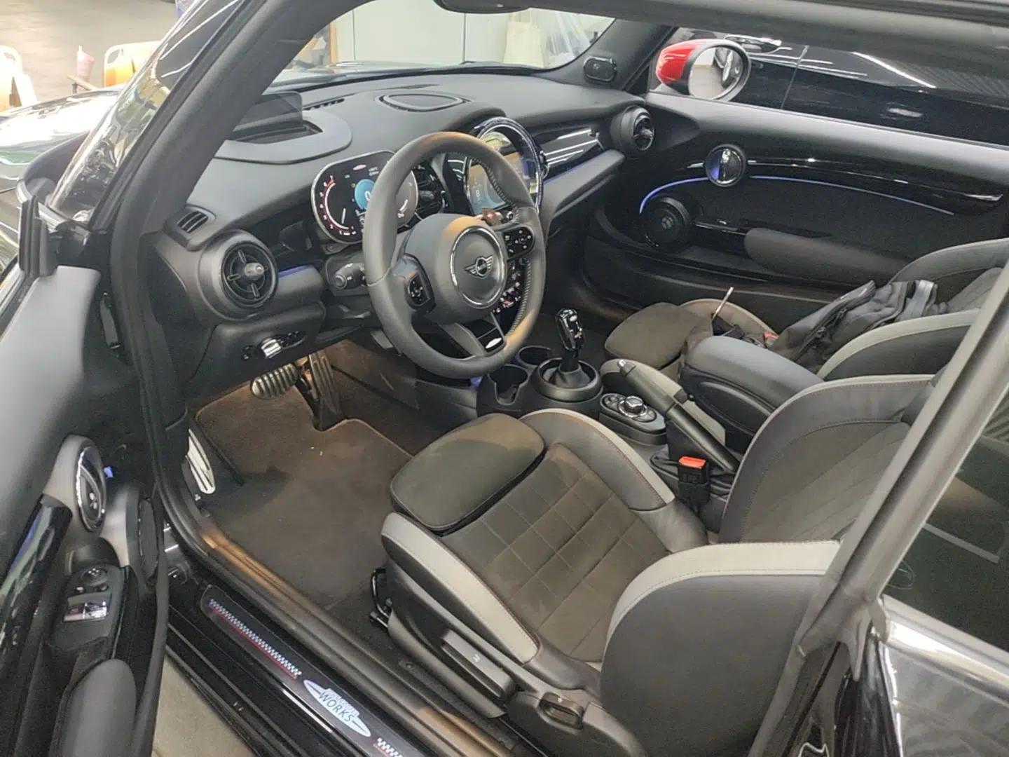 MINI JCW 2023 Facelift 2.0T JOHN COOPER WORKS ALL-IN — миниатюра 19