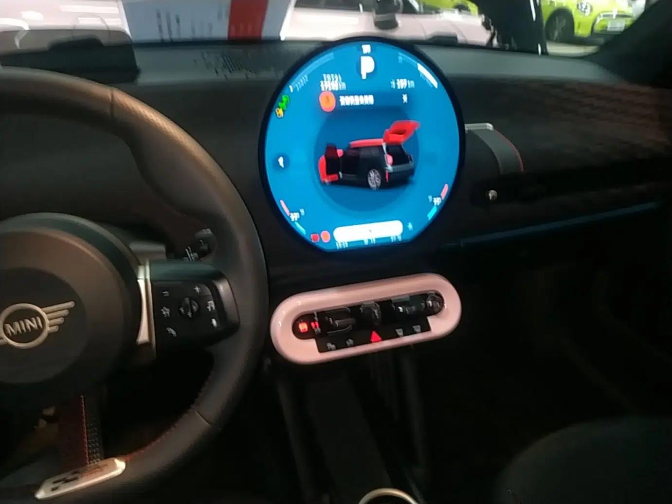 MINI Electric COOPER 2024 452km COOPER SE Racing Driver — миниатюра 13
