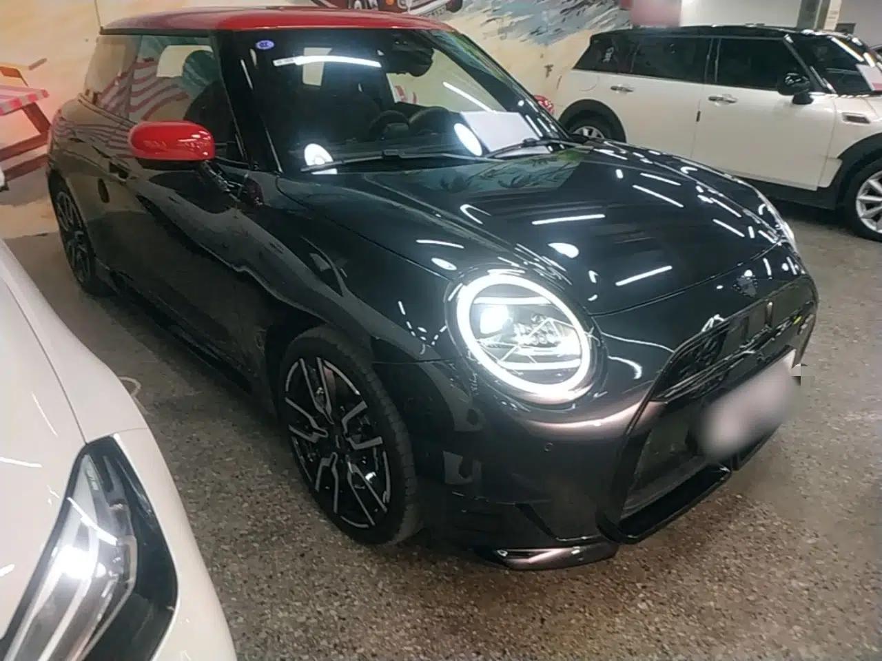 MINI Electric COOPER 2024 452km COOPER SE Racing Driver — миниатюра 3