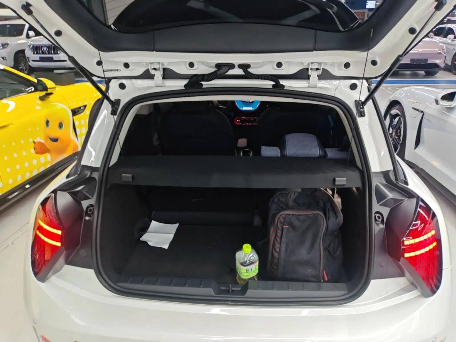 MINI Electric COOPER 2025 456km COOPER E Classic Style — миниатюра 22