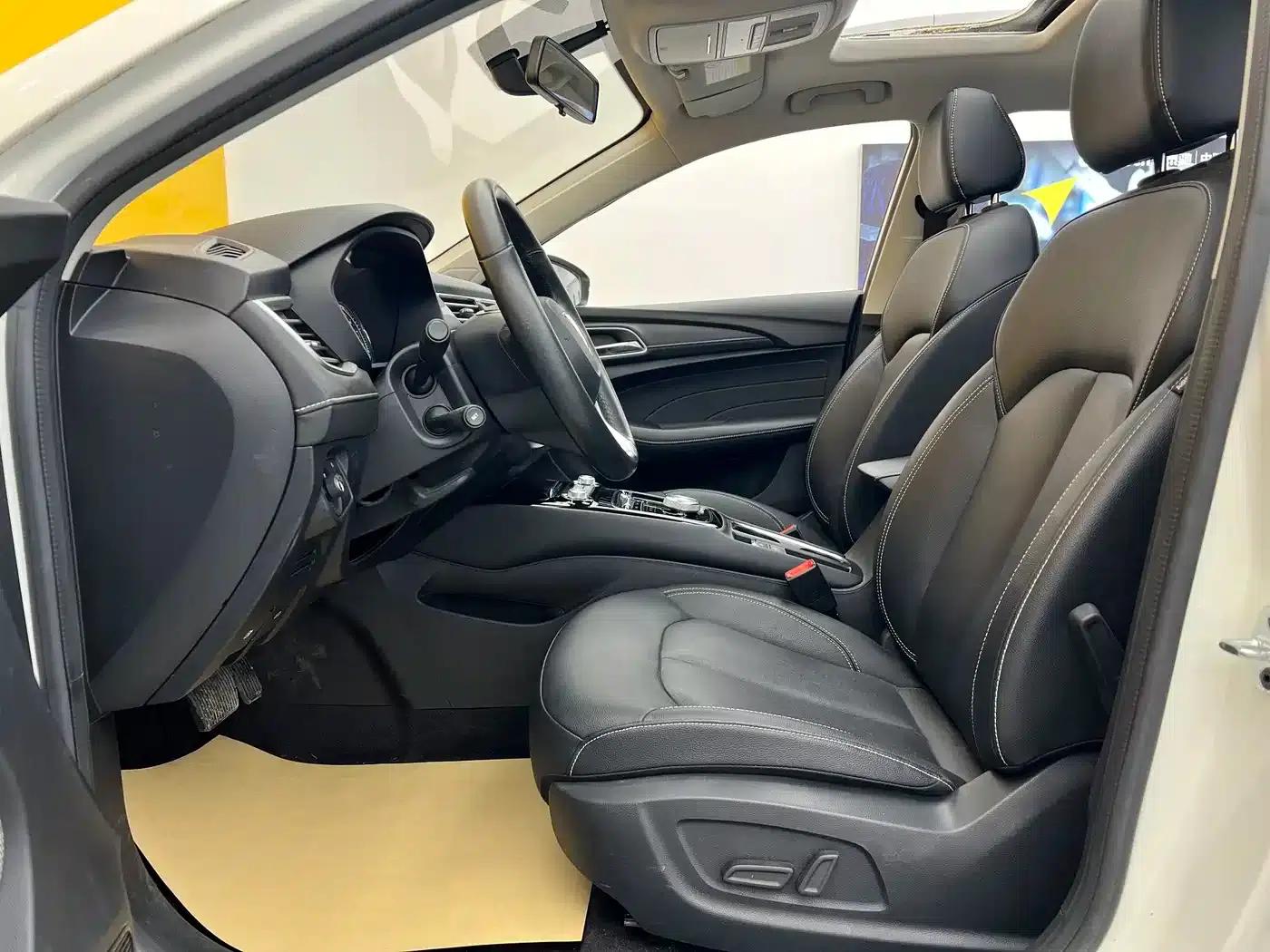 Roewe Ei5 2018 Internet Flagship Edition — миниатюра 3