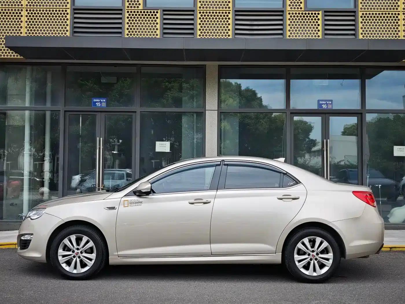 Roewe 550 2014 Model 550S 1.8L Automatic Smart Selection Edition — миниатюра 3