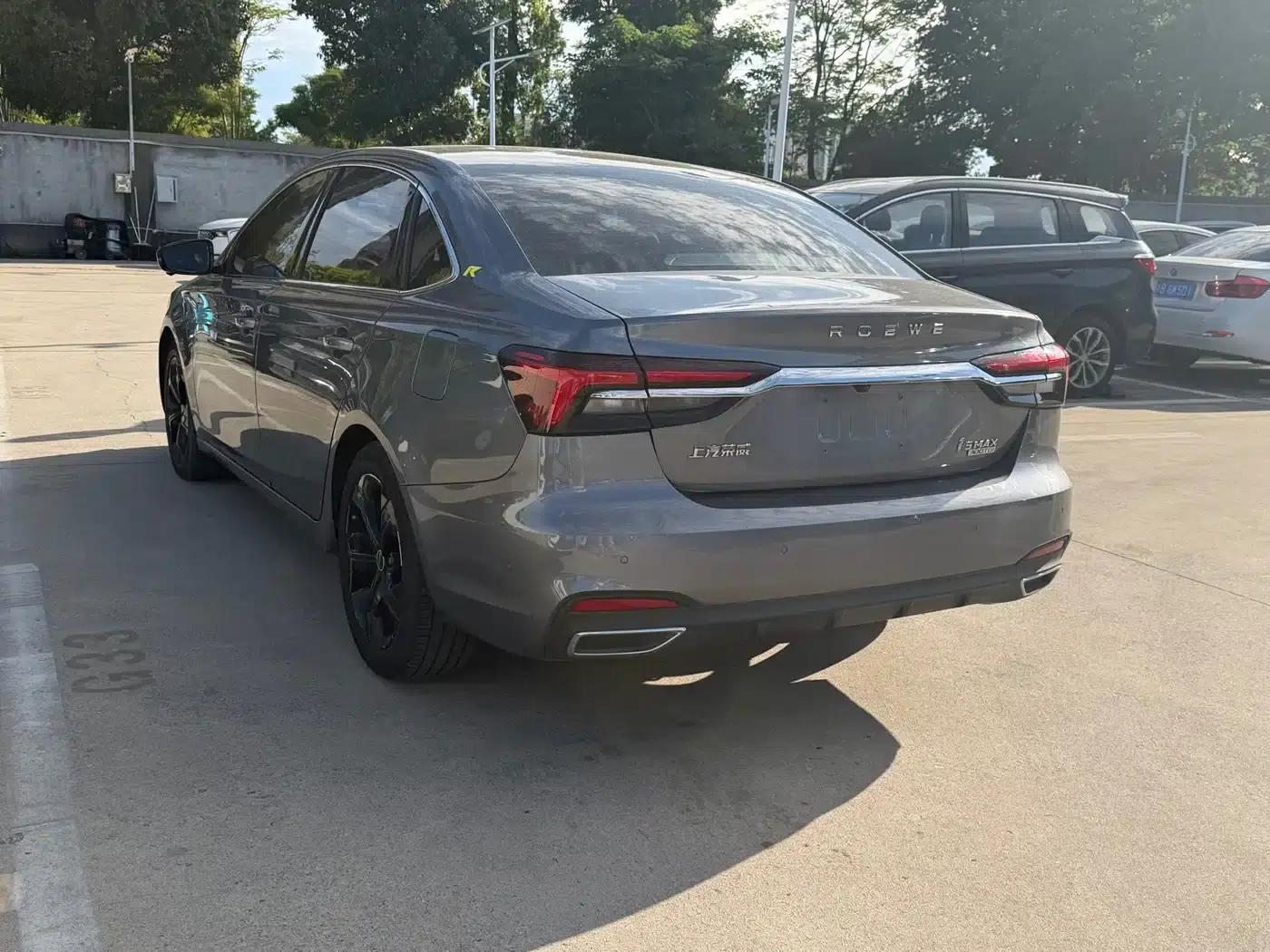 Roewe i6 MAX 2020 300TGI Automatic Cool Panoramic Sunroof Intelligent Driving Supreme Edition — миниатюра 11