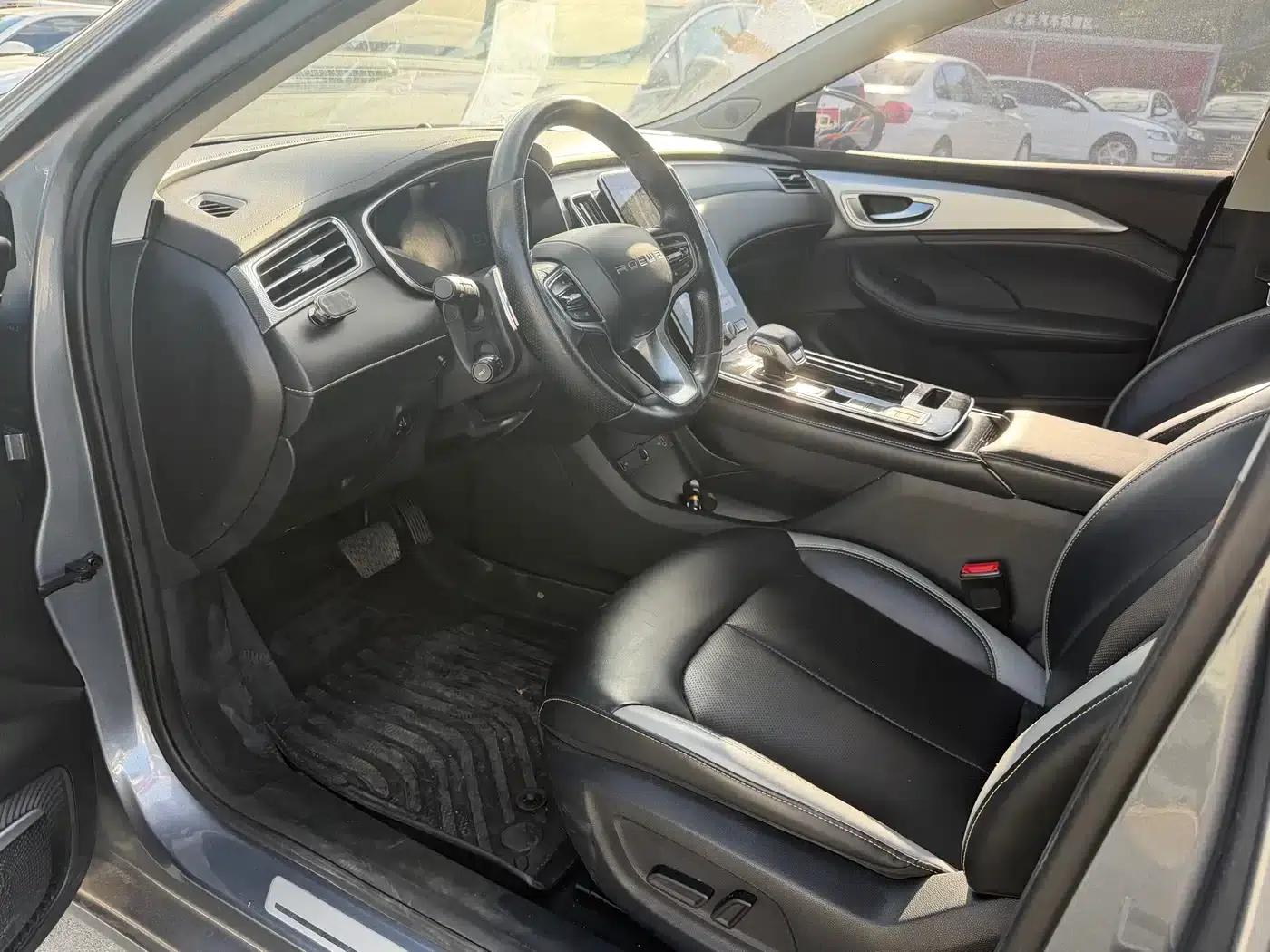 Roewe i6 MAX 2020 300TGI Automatic Cool Panoramic Sunroof Intelligent Driving Supreme Edition — миниатюра 6