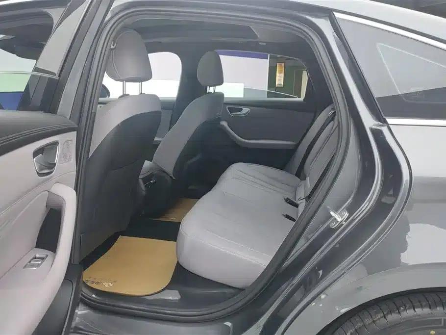 Roewe M7 DMH 2025 160km Premium Edition — миниатюра 11